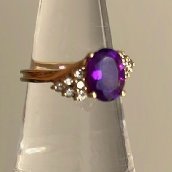 Jewelry - 14k Amethyst and Diamond Ring